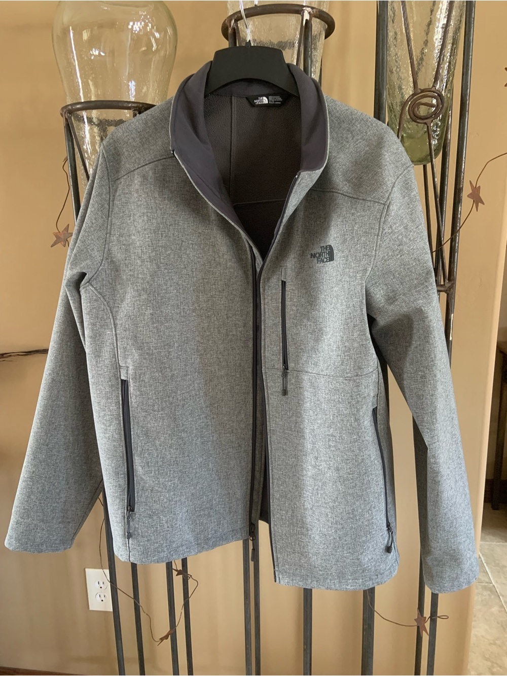 The North Face Mens Windwall Gray Jacket XL NF0A2RE7MQH